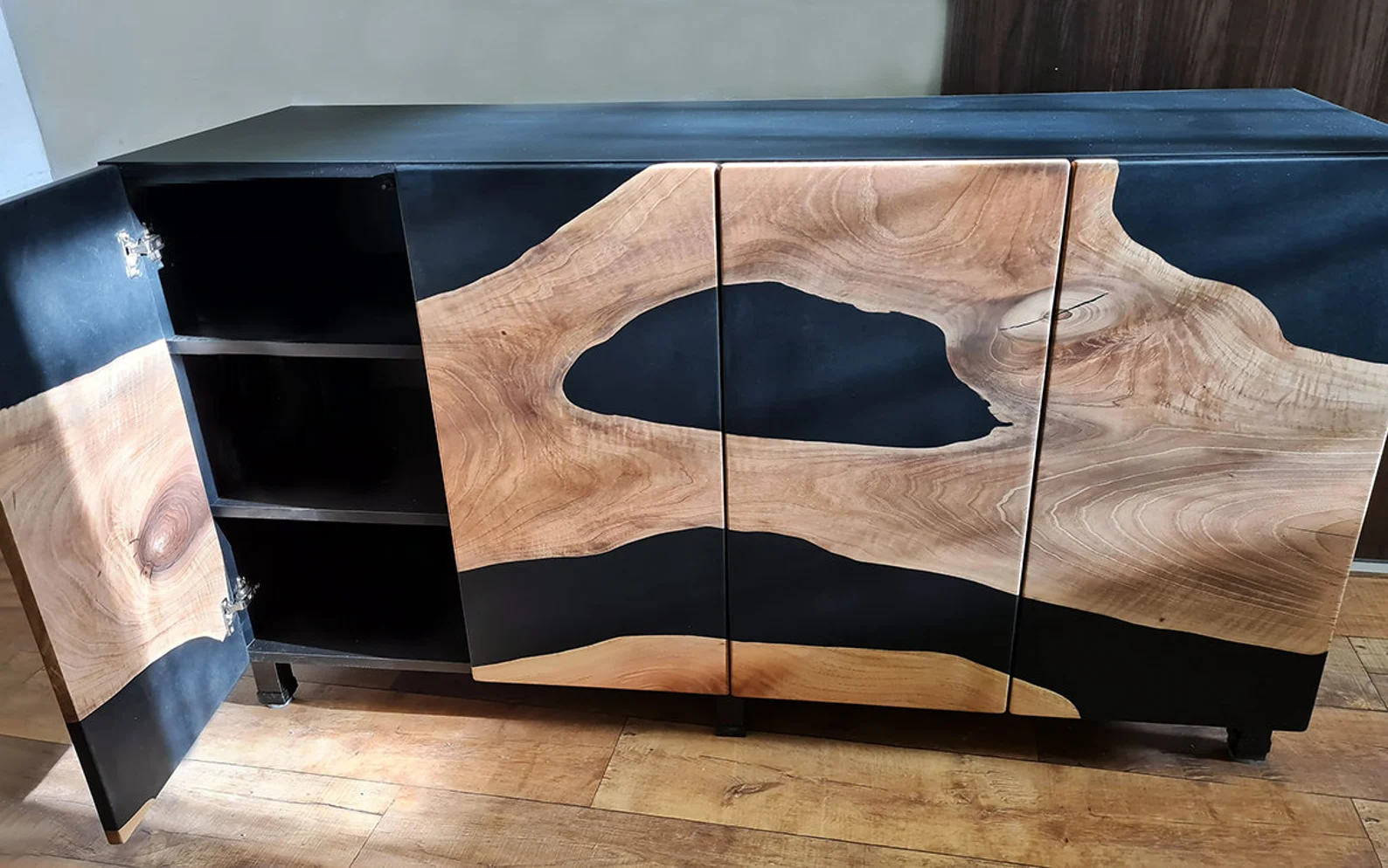 epoxy-wooden-buffet-cabonet-1